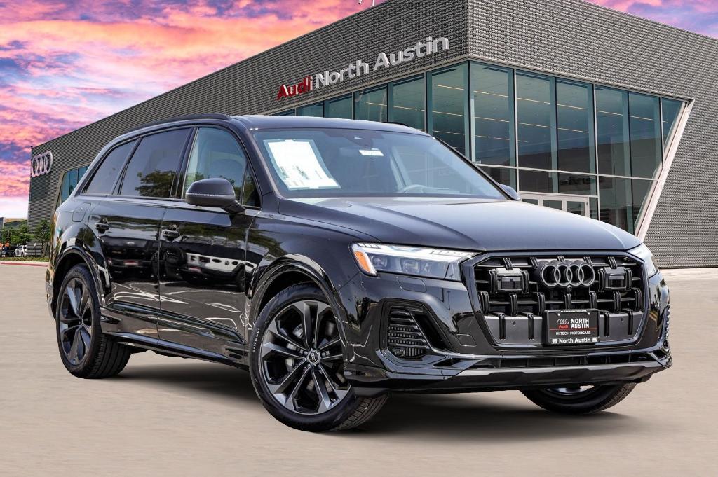 new 2025 Audi Q7 car, priced at $81,308