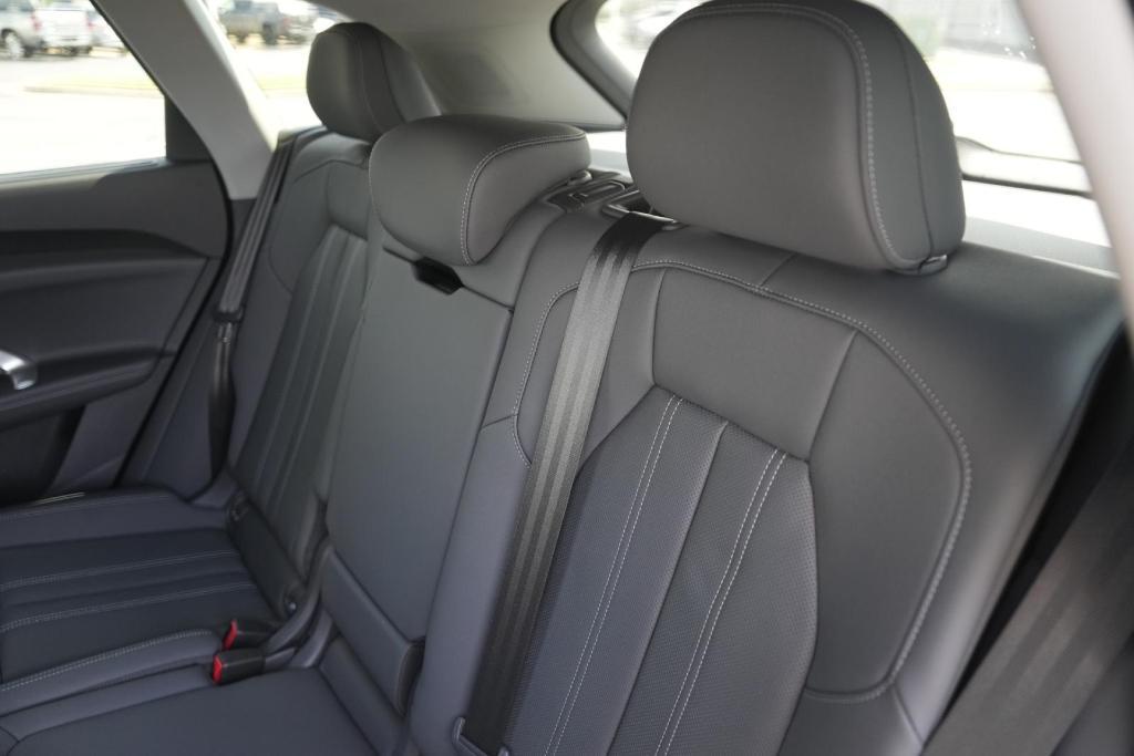 new 2025 Audi Q5 car, priced at $59,155