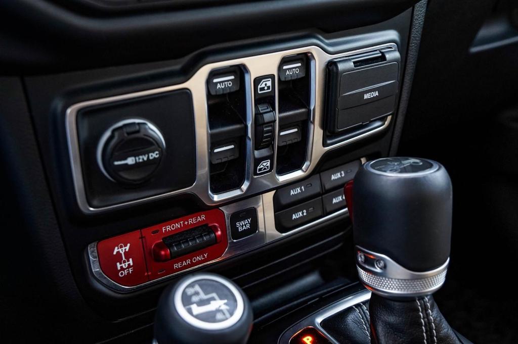 used 2019 Jeep Wrangler Unlimited car, priced at $36,595