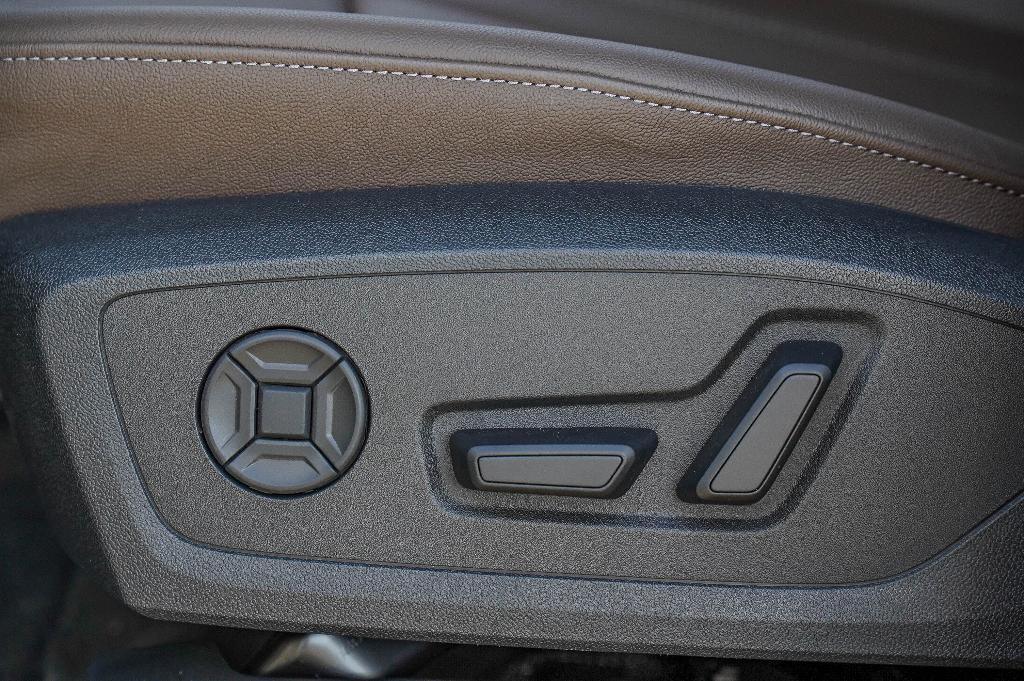 new 2025 Audi Q6 e-tron car, priced at $70,703