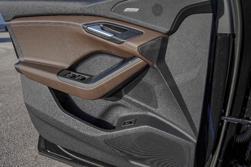 new 2025 Audi Q6 e-tron car, priced at $70,703