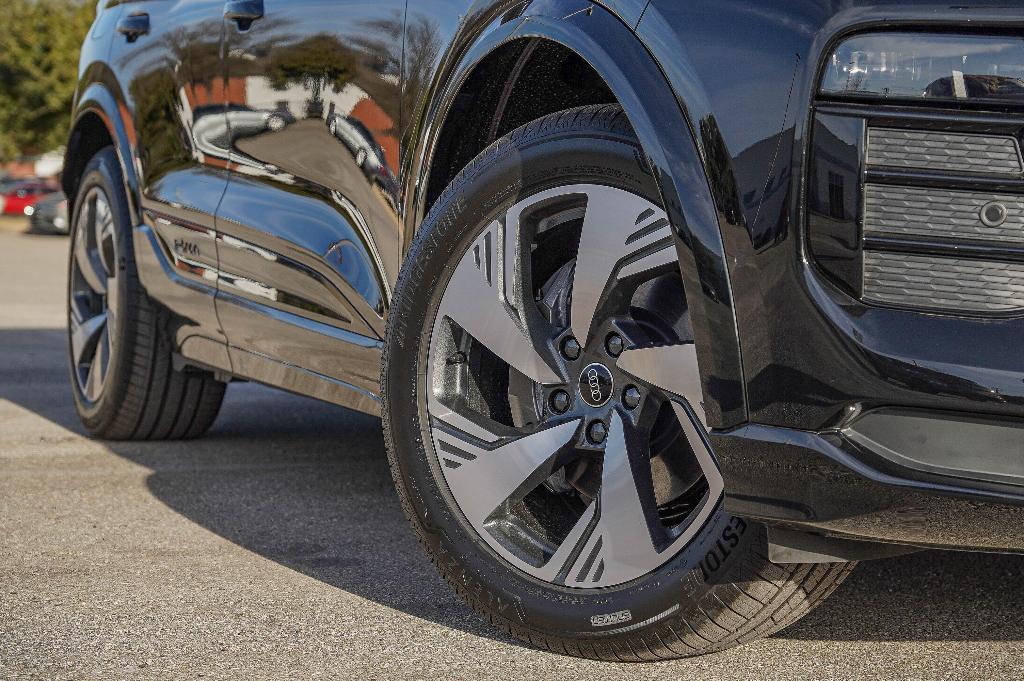 new 2025 Audi Q6 e-tron car, priced at $70,703