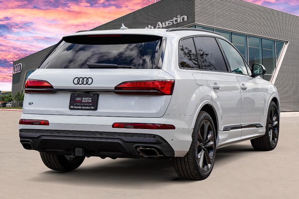 new 2025 Audi Q7 car, priced at $83,895