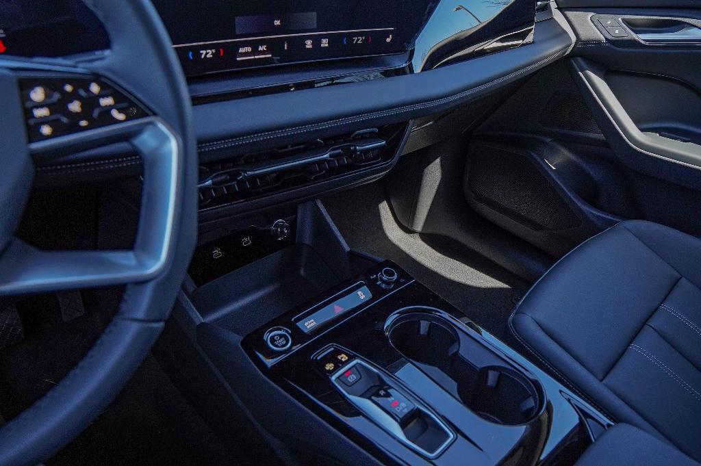 new 2025 Audi Q6 e-tron car, priced at $67,341