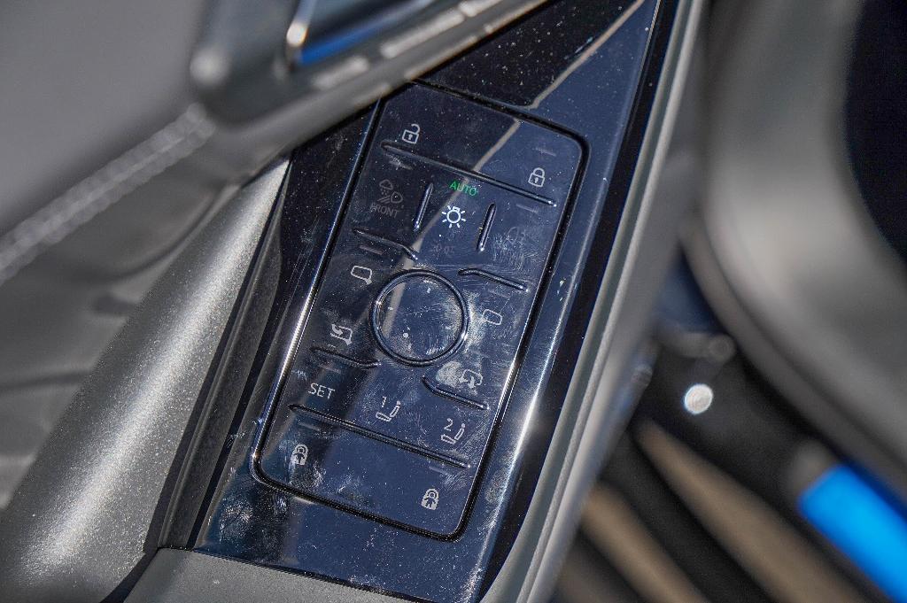 new 2025 Audi Q6 e-tron car, priced at $67,341