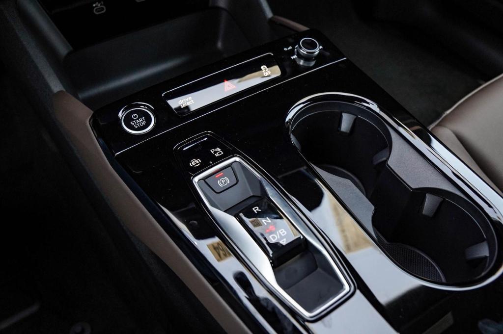 new 2025 Audi Q6 e-tron car, priced at $70,053