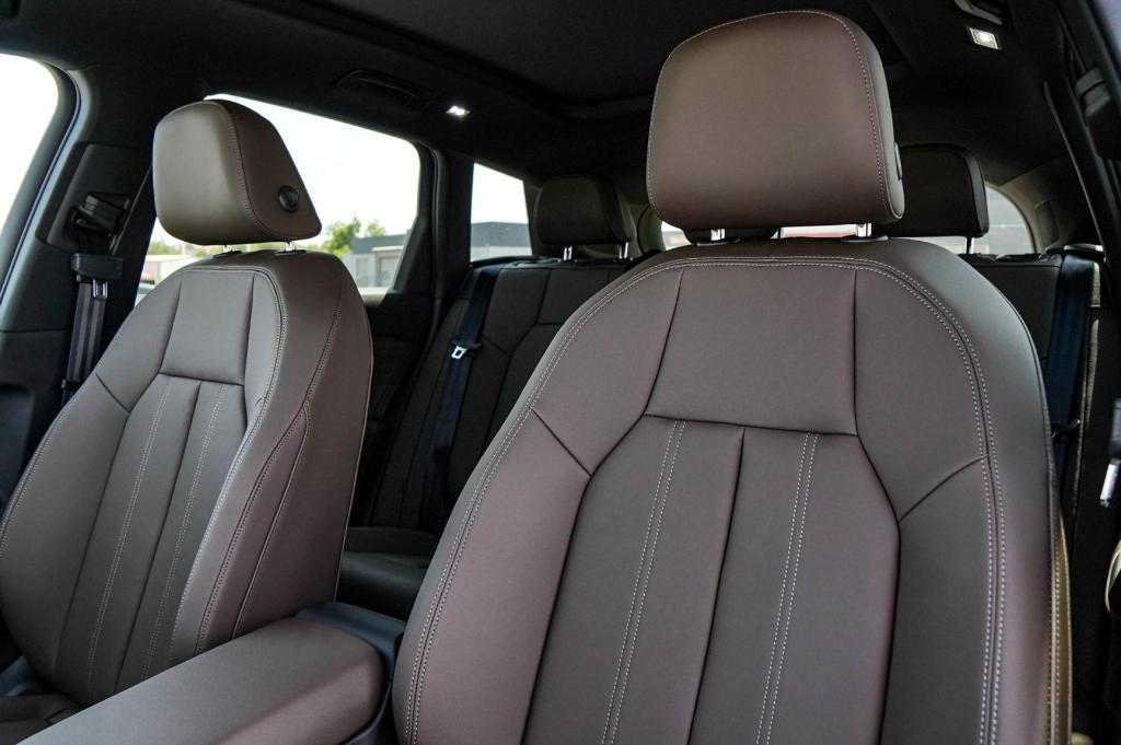 new 2025 Audi Q6 e-tron car, priced at $70,053