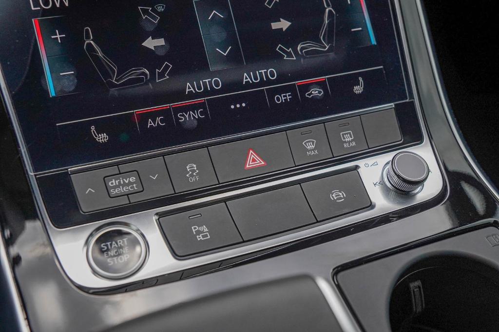 used 2025 Audi Q7 car, priced at $57,000