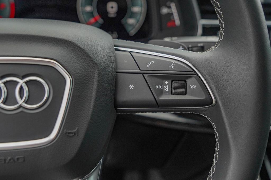 used 2025 Audi Q7 car, priced at $57,000