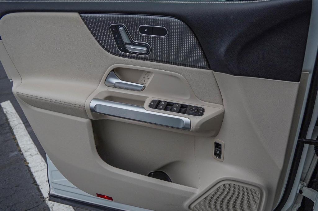used 2021 Mercedes-Benz GLB 250 car, priced at $27,528