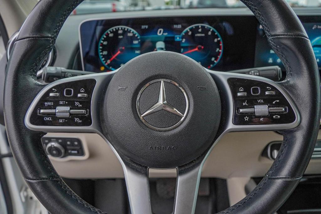 used 2021 Mercedes-Benz GLB 250 car, priced at $27,528