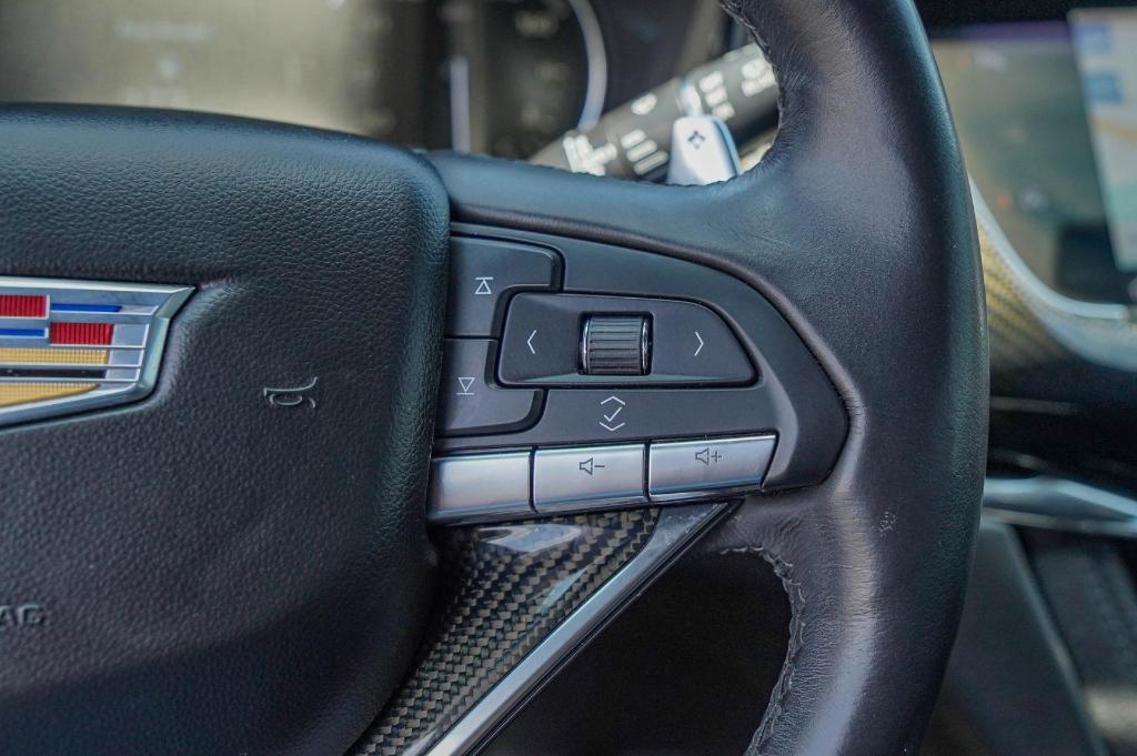 used 2020 Cadillac XT6 car, priced at $31,766