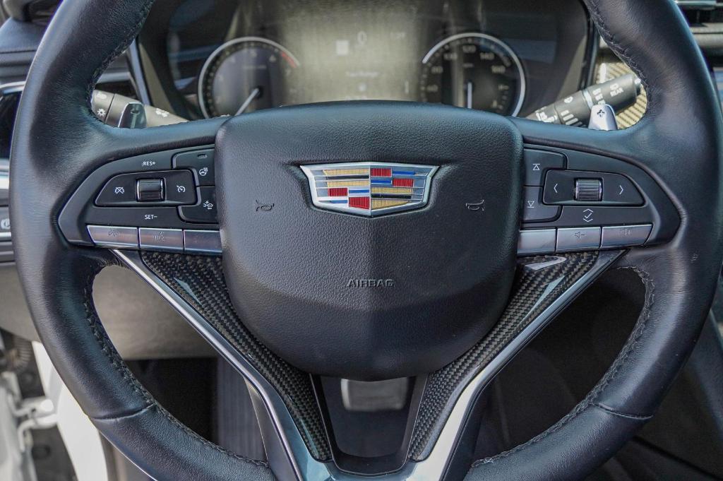 used 2020 Cadillac XT6 car, priced at $31,766