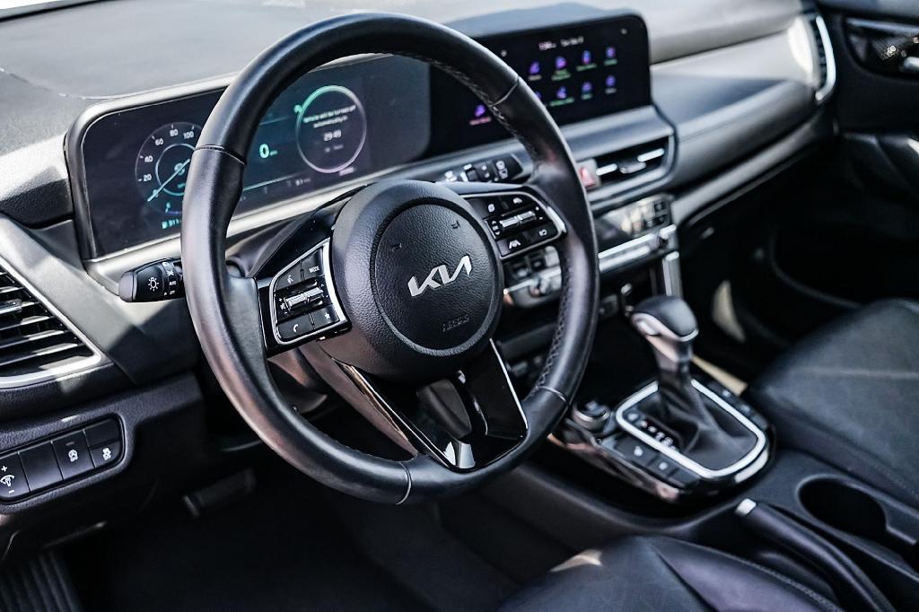 used 2024 Kia Seltos car, priced at $23,676