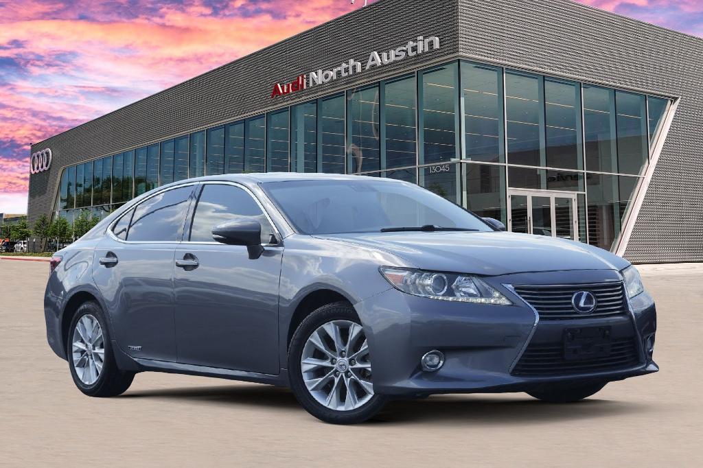 used 2015 Lexus ES 300h car, priced at $12,340