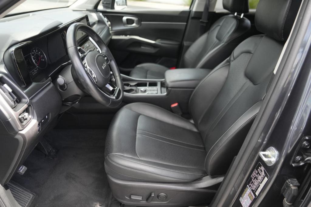 used 2022 Kia Sorento car, priced at $25,365