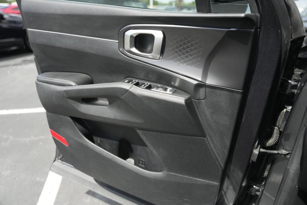 used 2022 Kia Sorento car, priced at $25,365