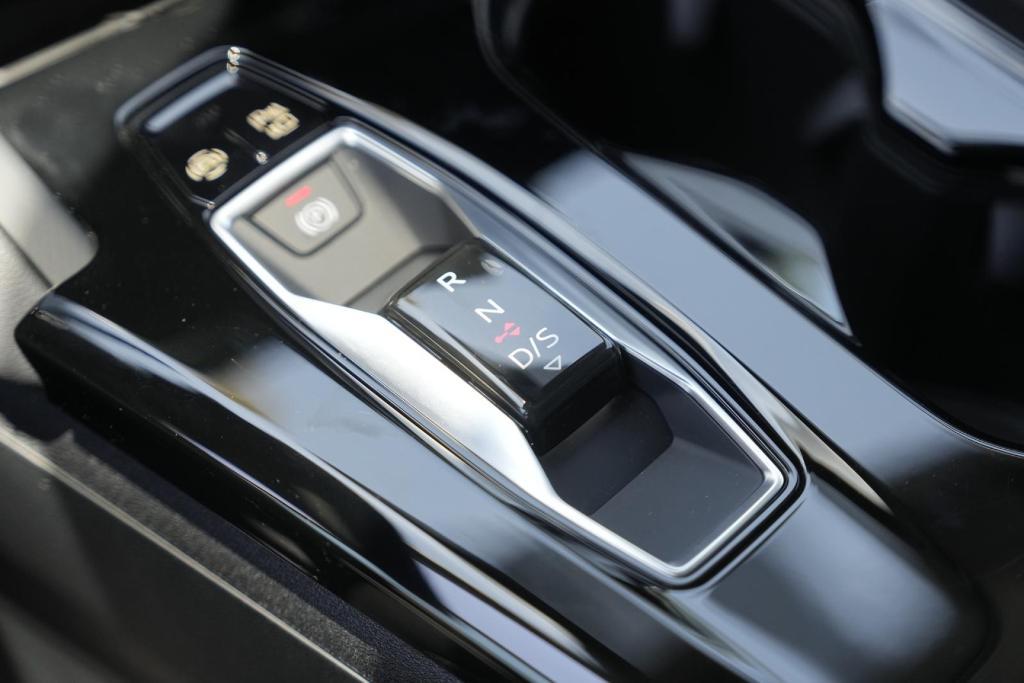 new 2025 Audi Q5 car, priced at $56,707
