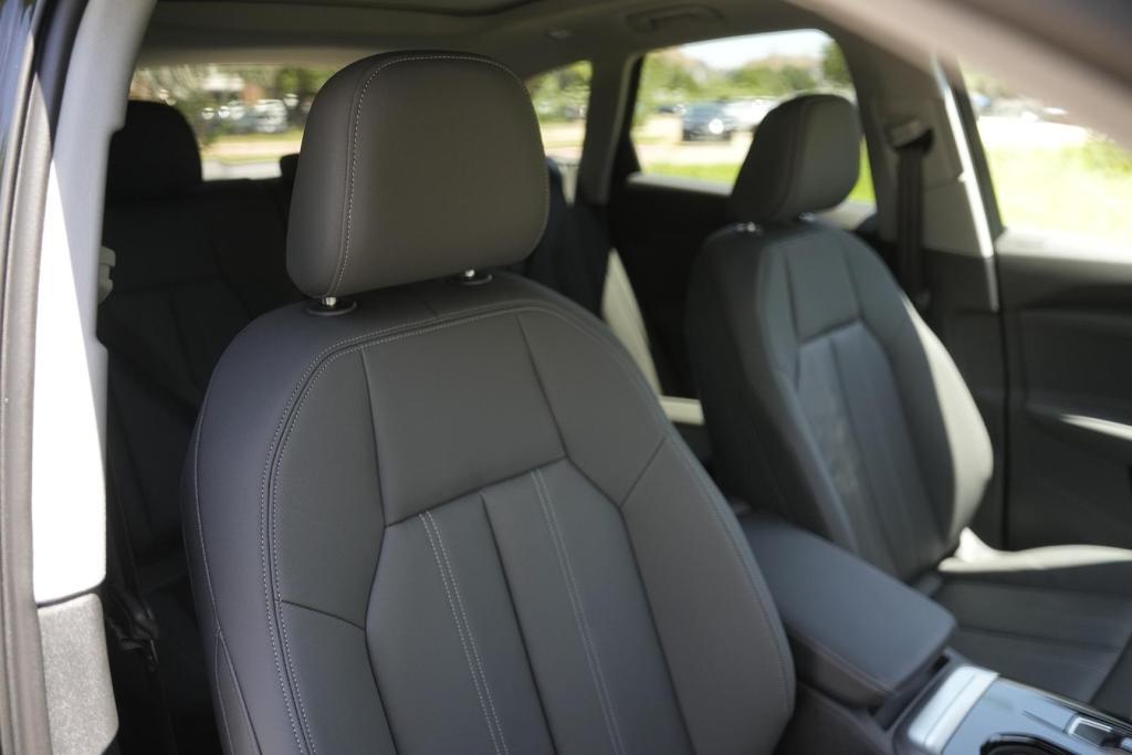 new 2025 Audi Q5 car, priced at $53,731