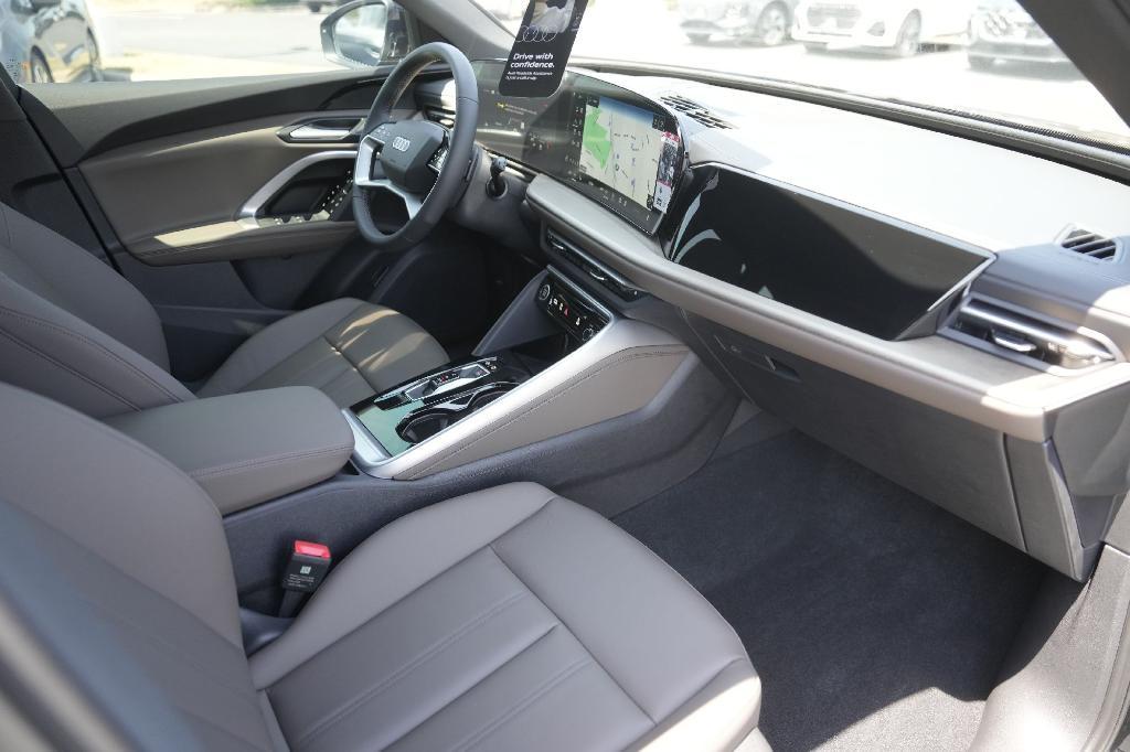 new 2025 Audi Q5 car, priced at $52,992