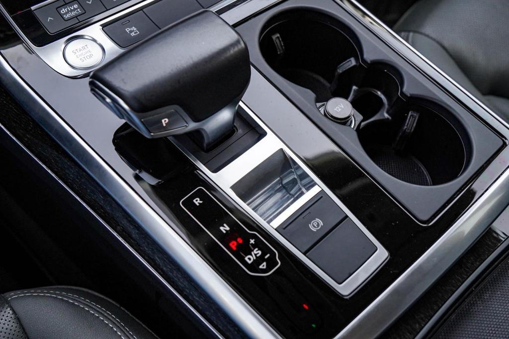 used 2019 Audi Q8 car