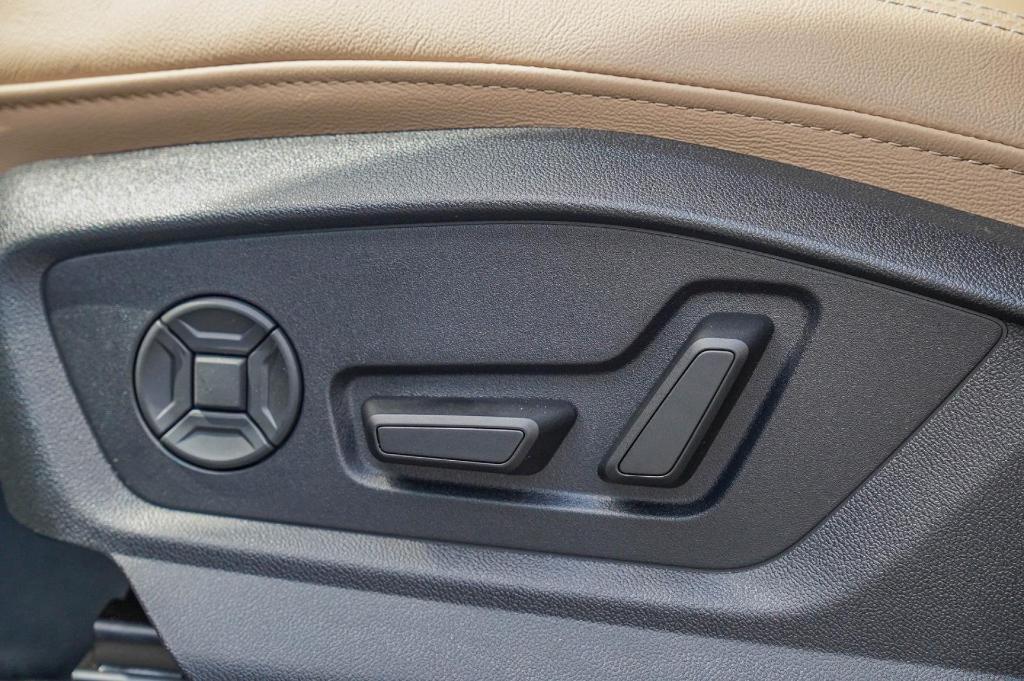 new 2025 Audi Q8 car, priced at $77,242