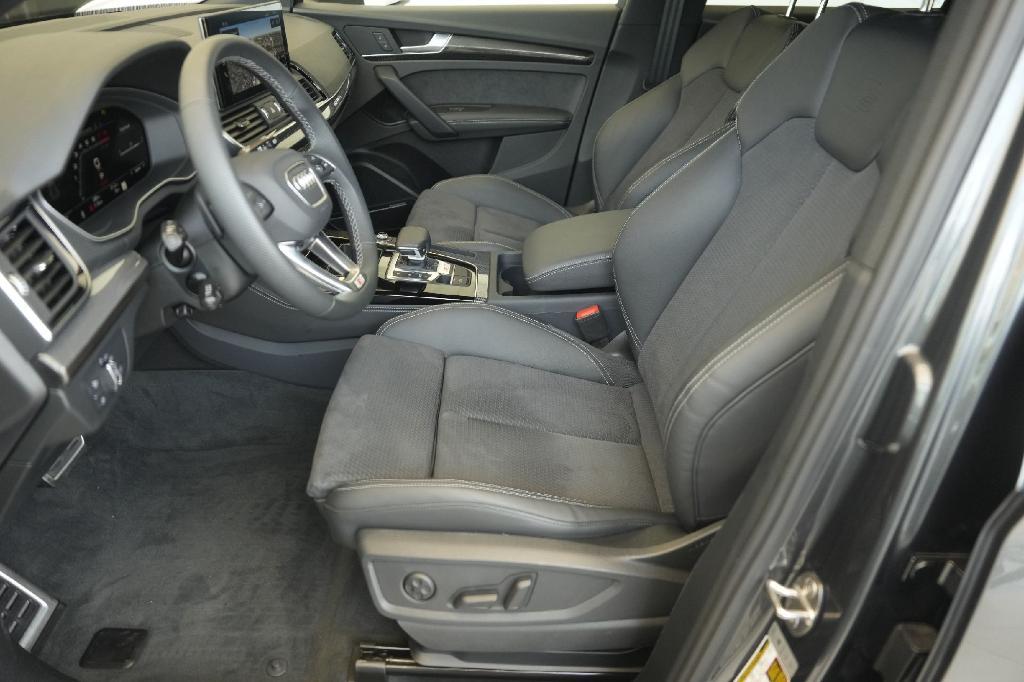 new 2025 Audi SQ5 car, priced at $66,996