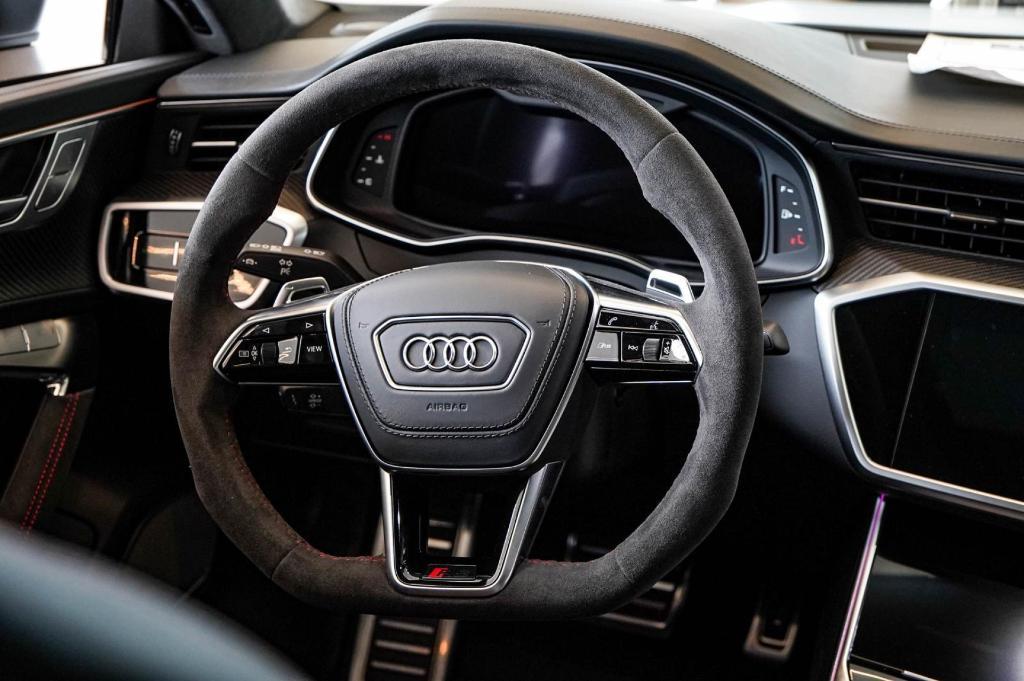 new 2025 Audi RS 7 car, priced at $165,070