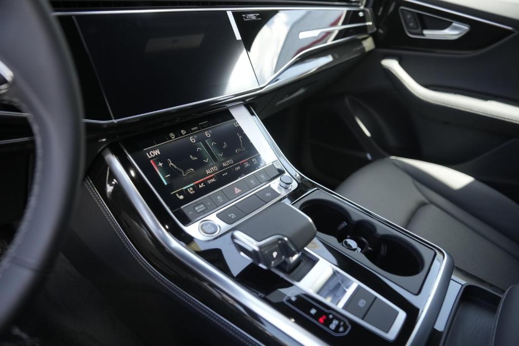 new 2025 Audi Q8 car, priced at $74,059