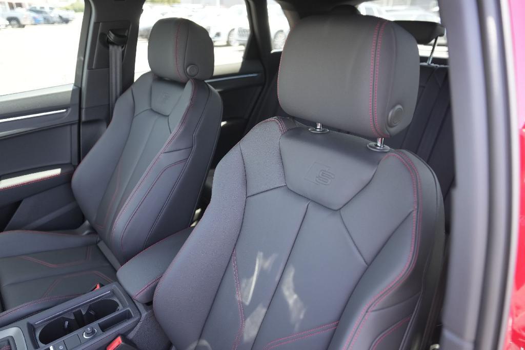 new 2025 Audi Q3 car, priced at $43,981