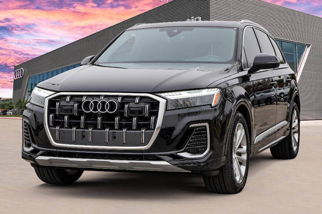 new 2025 Audi Q7 car, priced at $76,210