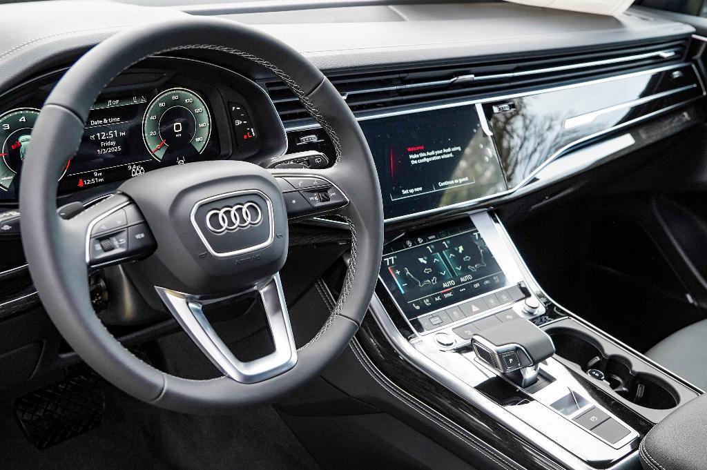 new 2025 Audi Q7 car, priced at $73,210