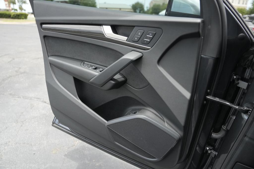 used 2022 Audi SQ5 car, priced at $44,116