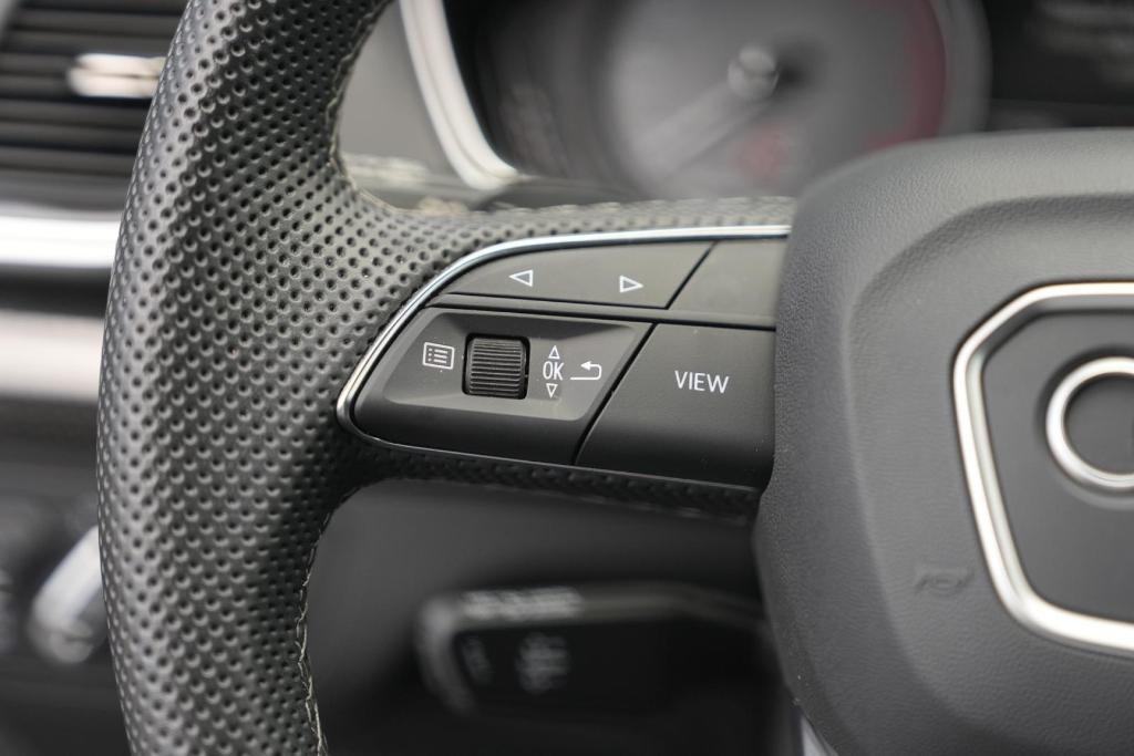used 2022 Audi SQ5 car, priced at $44,116