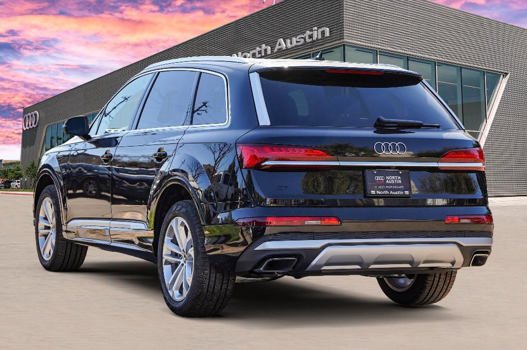 new 2025 Audi Q7 car, priced at $59,820