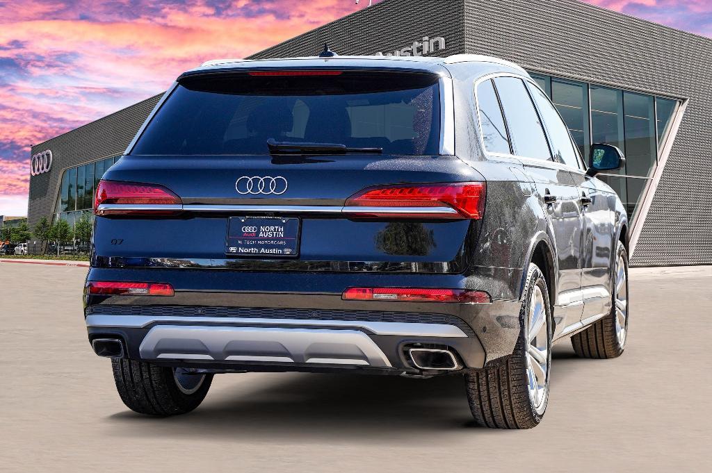 new 2025 Audi Q7 car, priced at $59,820