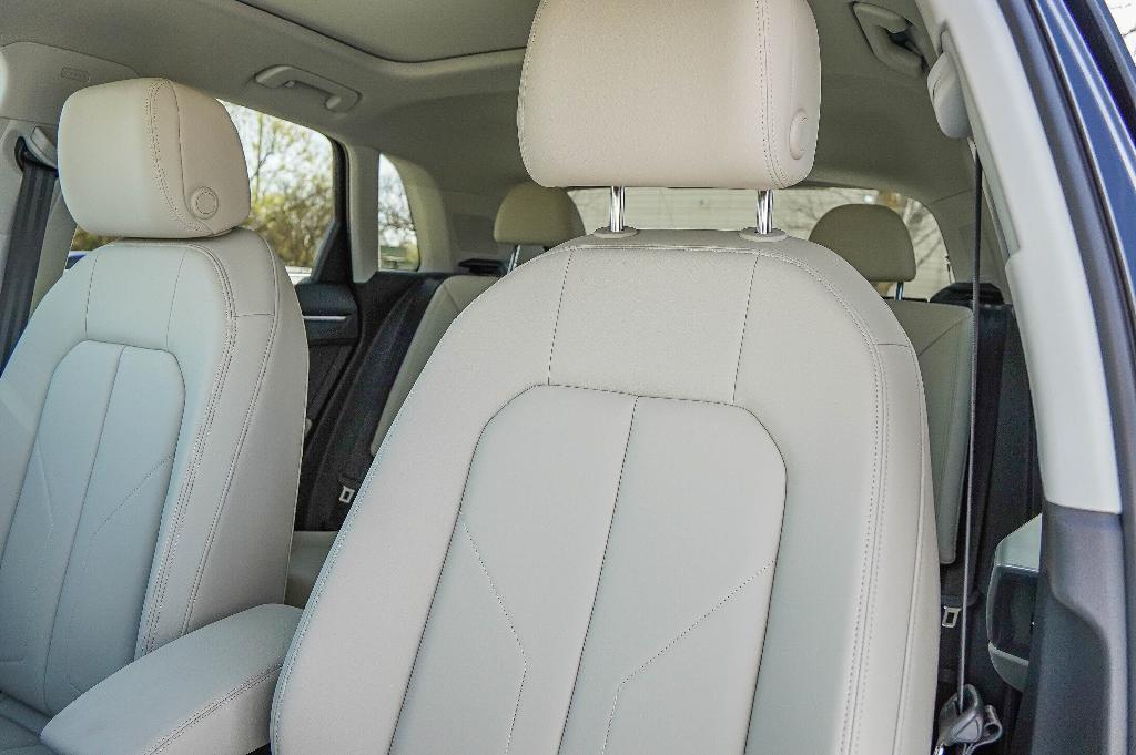 new 2025 Audi Q3 car, priced at $44,959