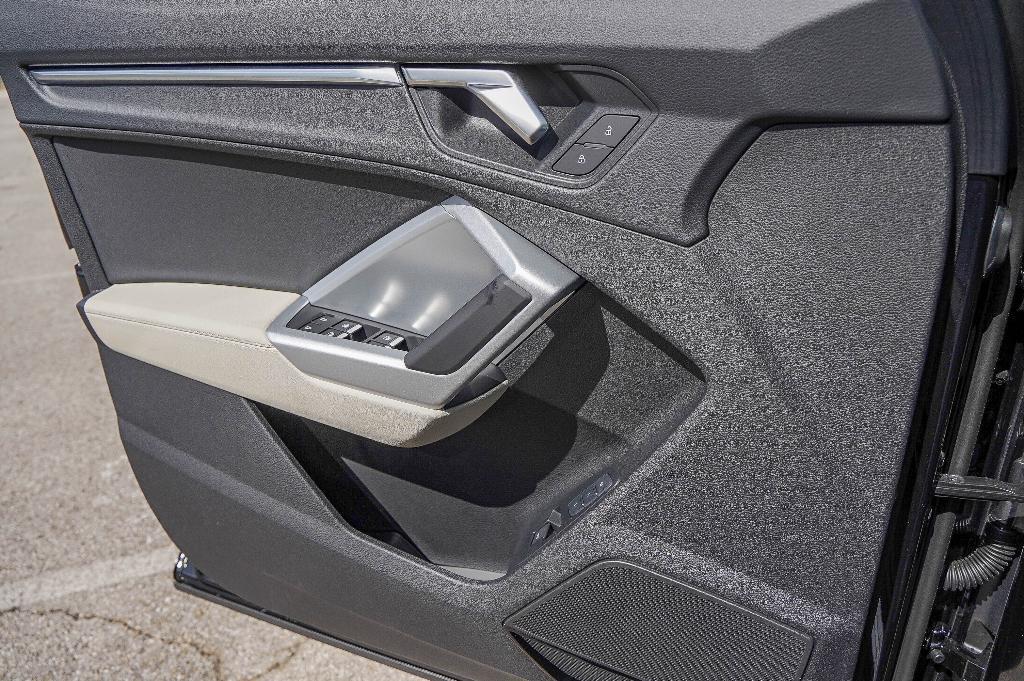 new 2025 Audi Q3 car, priced at $44,959