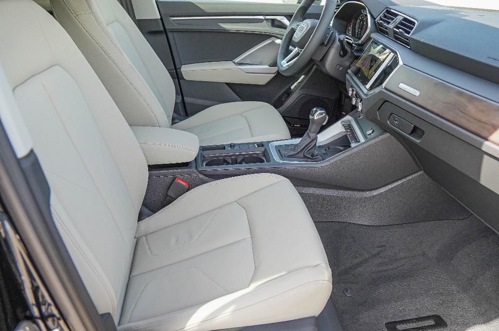 new 2025 Audi Q3 car, priced at $44,959