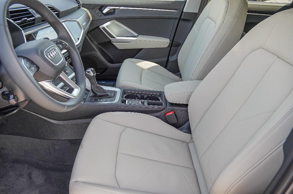 new 2025 Audi Q3 car, priced at $44,959