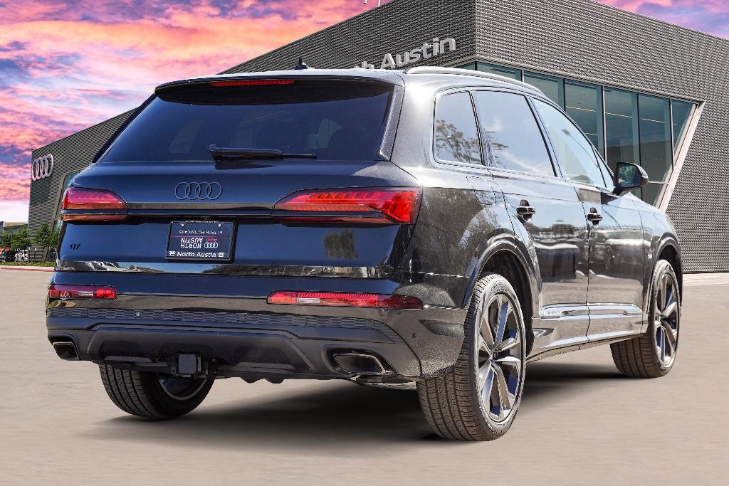 new 2025 Audi Q7 car, priced at $71,862