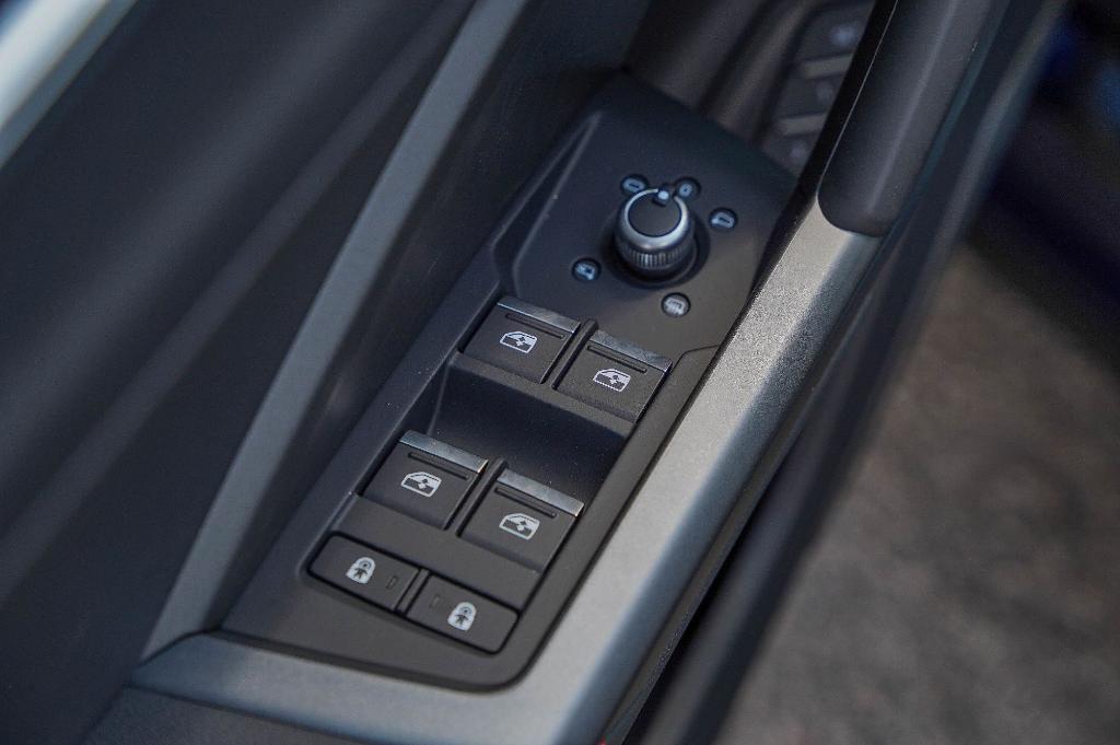 new 2025 Audi Q3 car, priced at $43,088