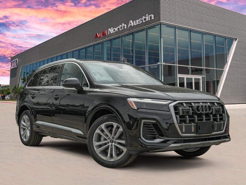 new 2025 Audi Q7 car, priced at $70,010