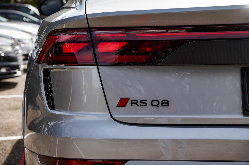 new 2025 Audi RS Q8 car, priced at $155,540