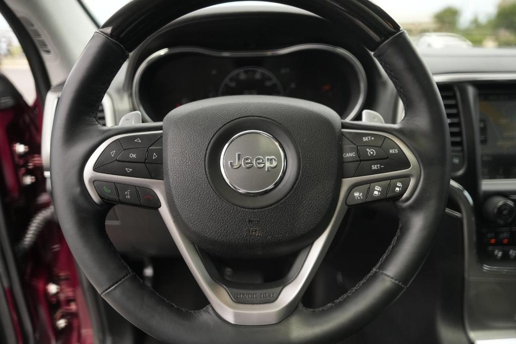 used 2017 Jeep Grand Cherokee car, priced at $21,273