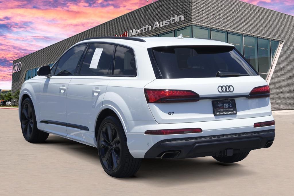 used 2025 Audi Q7 car, priced at $69,895