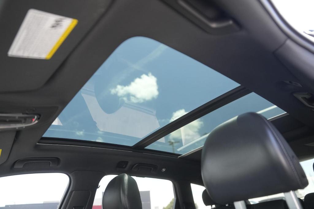 used 2025 Audi Q7 car, priced at $69,895