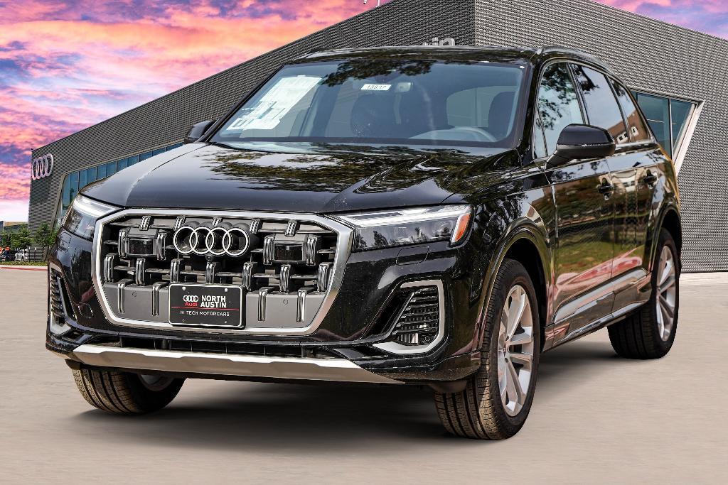 new 2025 Audi Q7 car, priced at $70,010