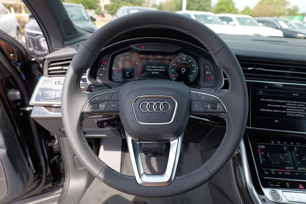 new 2026 Audi Q7 car, priced at $78,295