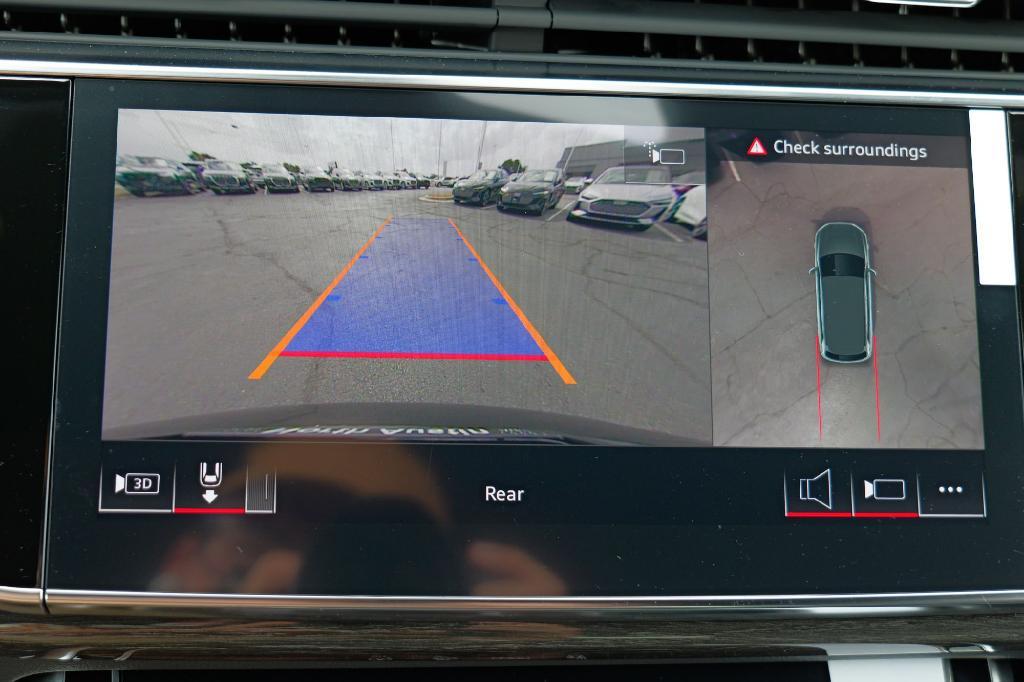 new 2026 Audi Q7 car, priced at $78,295